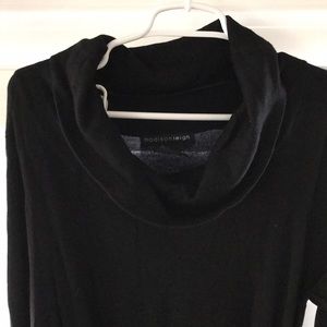 Madison Leigh < dress